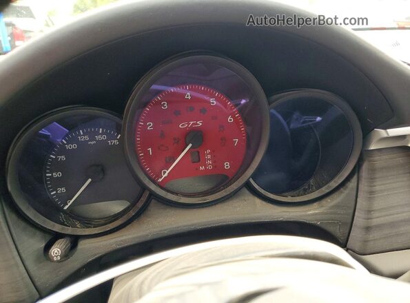 WP1AF2A51NLB30530 2022 PORSCHE MACAN Red Instrument cluster view