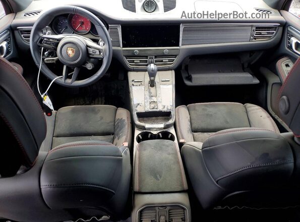 WP1AF2A51NLB30530 2022 PORSCHE MACAN Red Dashboard view