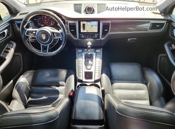 WP1AF2A54HLB60822 2017 PORSCHE MACAN White Вид панелі приладів