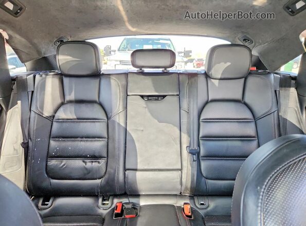 WP1AF2A54HLB60822 2017 PORSCHE MACAN White Вид задніх сидінь