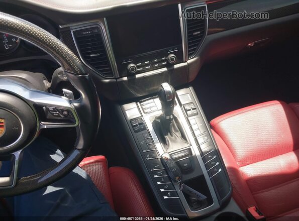 WP1AF2A57HLB62063 2017 PORSCHE MACAN Black წინა პანელის ხედი