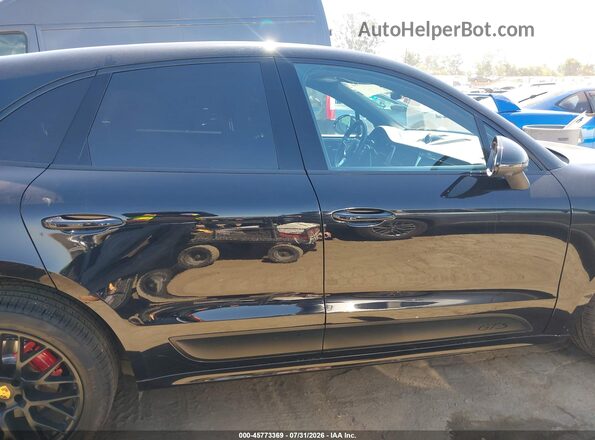 WP1AG2A53MLB52380 2021 PORSCHE MACAN Black Widok wnętrza z tyłu