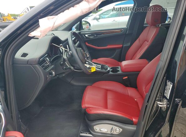 WP1AG2A56SLB40186 2025 PORSCHE MACAN Black Front interior view