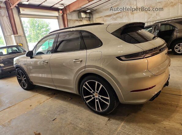 WP1AM2AY4RDA48257 2024 PORSCHE CAYENNE Gray Հետևի ձախ