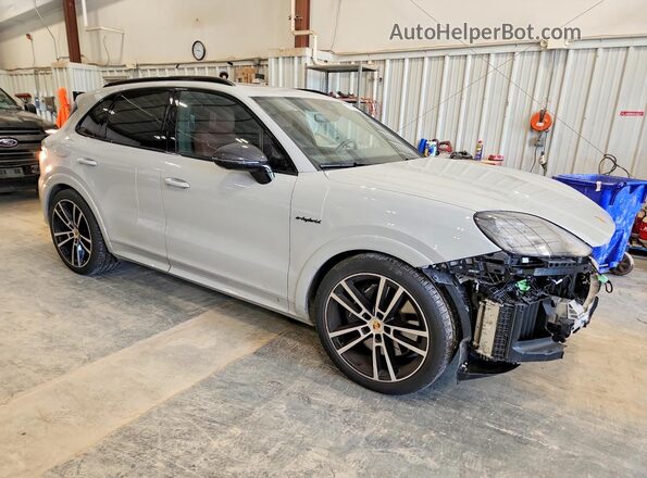 WP1AM2AY4RDA48257 2024 PORSCHE CAYENNE Gray Առջևի աջ