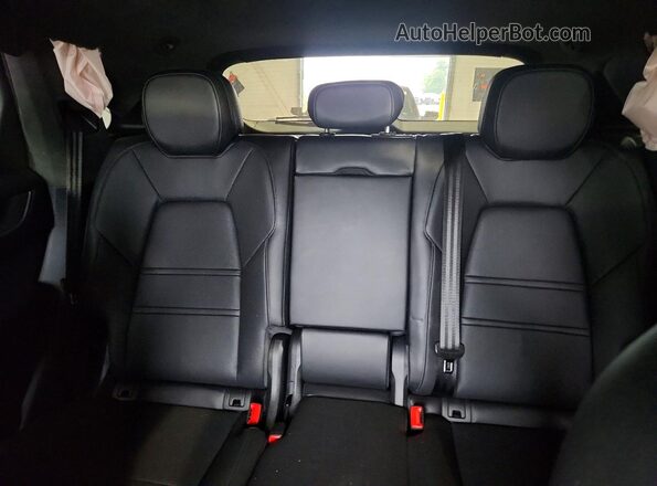 WP1AM2AY5TDA30082 2026 PORSCHE CAYENNE Черный Вид задних сидений