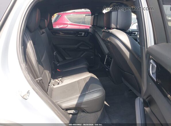 WP1BE2AY8NDA51058 2022 PORSCHE CAYENNE Gray VIN sticker view