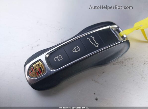 WP1BE2AY8NDA51058 2022 PORSCHE CAYENNE Gray Dashboard view