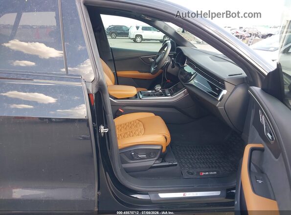 WU1ARBF18PD019682 2023 AUDI RS Q8 Black Вид салону спереду