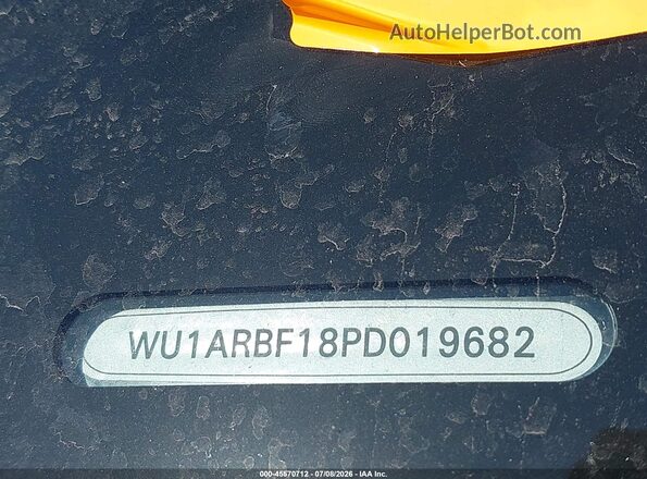 WU1ARBF18PD019682 2023 AUDI RS Q8 Black Вид задньої частини салону
