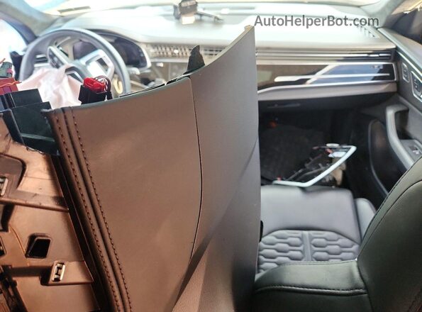 WU1ARBF1XMD000997 2021 AUDI RS Black Widok deski rozdzielczej