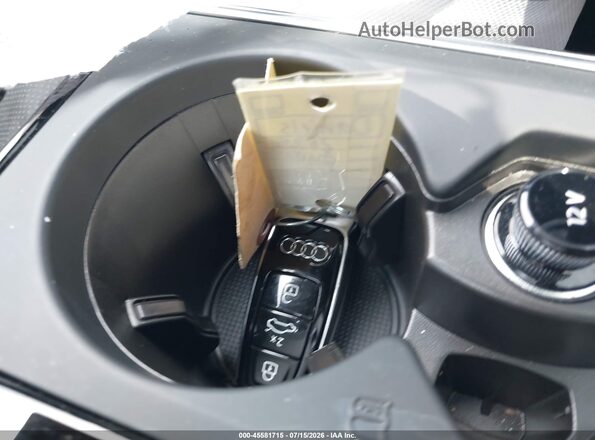 WUA1DBF21SN910410 2025 AUDI RS 6 AVANT PERFORMANCE Blue Dashboard view