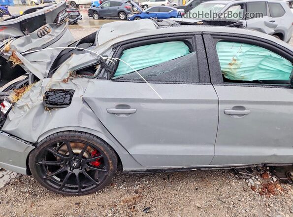 WUABWGFF8LA901968 2020 AUDI RS3 Gray Widok tylnych siedzeń