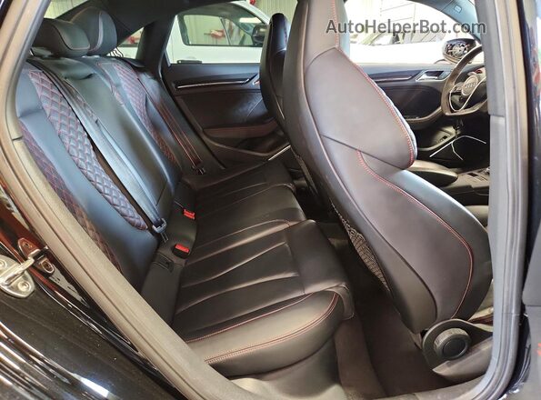WUABWGFFXKA902456 2019 AUDI RS3 Black უკანა სავარძლების ხედი