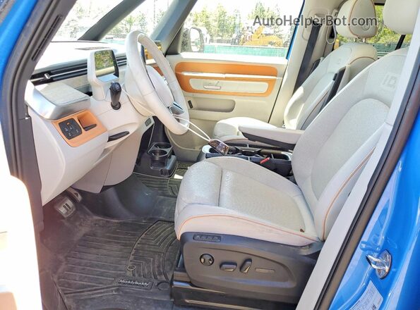 WVG6YVEB3SH020821 2025 VOLKSWAGEN ID Two Tone Widok wnętrza z przodu