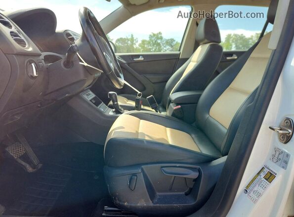 WVGAV7AX0GW541420 2016 VOLKSWAGEN TIGUAN White Vista interior delantera