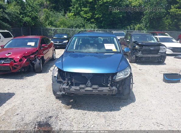 WVGAV7AX0HK033084 2017 VOLKSWAGEN TIGUAN Blue ხელსაწყოთა პანელის ხედი