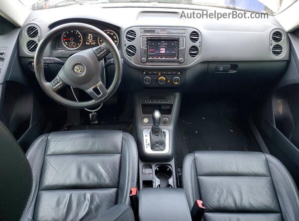 WVGAV7AX1GW602189 2016 VOLKSWAGEN TIGUAN Gray Widok deski rozdzielczej
