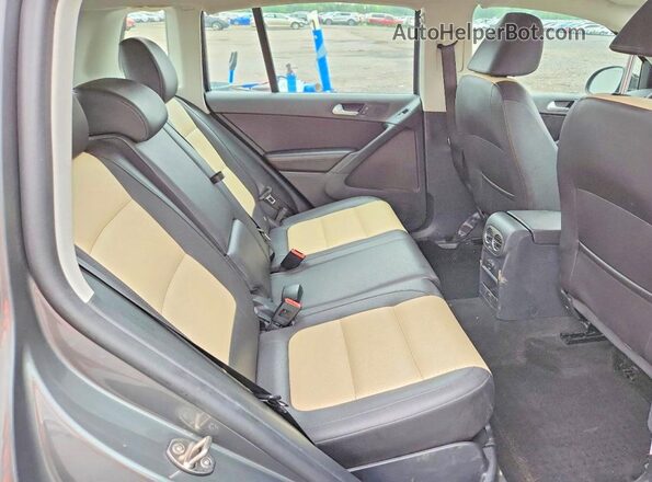 WVGAV7AX3GW031286 2016 VOLKSWAGEN TIGUAN Gray უკანა სავარძლების ხედი