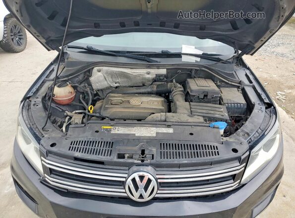 WVGAV7AX3GW542125 2016 VOLKSWAGEN TIGUAN Black უკანა სალონის ხედი