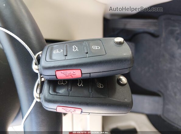 WVGAV7AX3GW546997 2016 VOLKSWAGEN TIGUAN White Vista del salpicadero