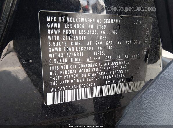 WVGAV7AX3HK020488 2017 VOLKSWAGEN TIGUAN Black Engine compartment view