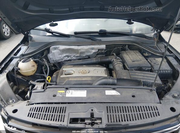 WVGAV7AX3HK020488 2017 VOLKSWAGEN TIGUAN Black Rear view