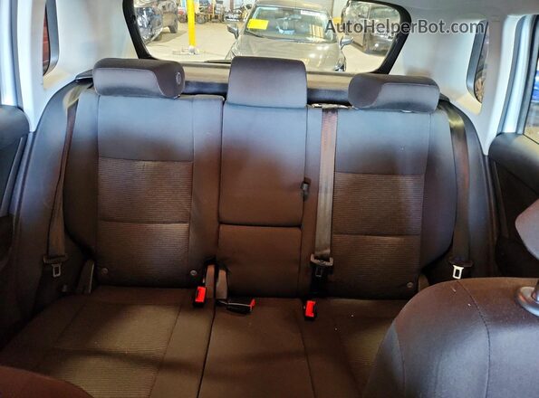 WVGAV7AX3JK001395 2018 VOLKSWAGEN TIGUAN Серебряный Вид задних сидений