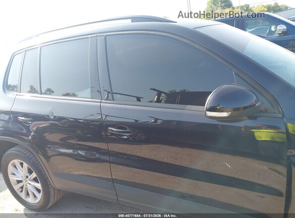 WVGAV7AX3JK003759 2018 VOLKSWAGEN TIGUAN Black Вид задньої частини салону