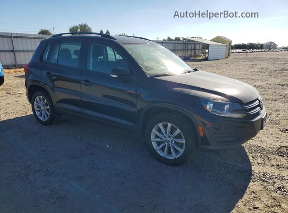 WVGAV7AX4HK044069 2017 VOLKSWAGEN TIGUAN Черный Передняя правая четверть