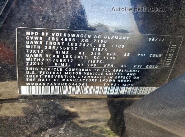 WVGAV7AX4HK044069 2017 VOLKSWAGEN TIGUAN Черный Вид подкапотного пространства