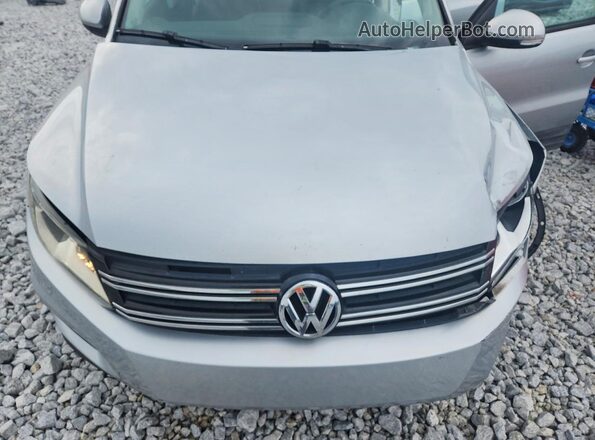 WVGAV7AX5GK000113 2016 VOLKSWAGEN TIGUAN Silver Вид задньої частини салону