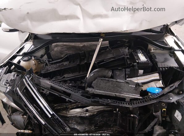 WVGAV7AX5HK050091 2017 VOLKSWAGEN TIGUAN White უკანა ხედი