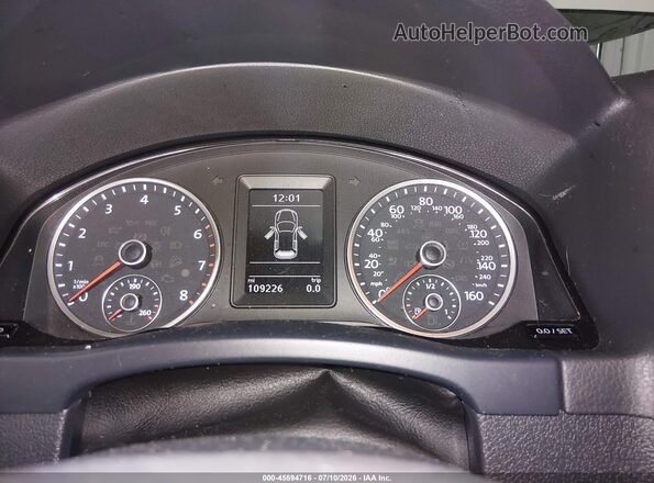 WVGAV7AX5HK050091 2017 VOLKSWAGEN TIGUAN White 