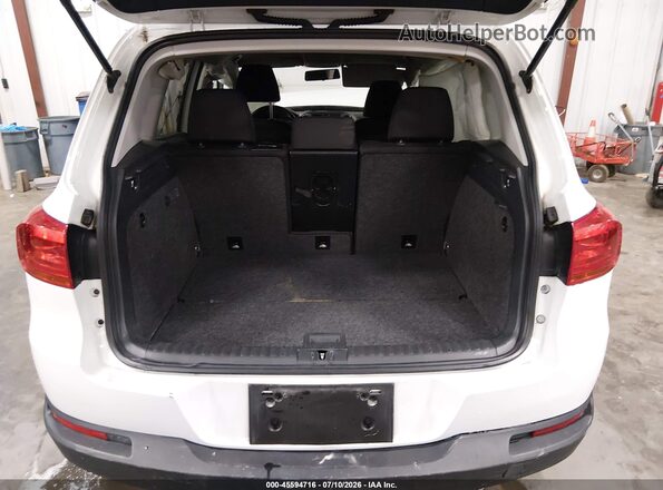 WVGAV7AX5HK050091 2017 VOLKSWAGEN TIGUAN White 