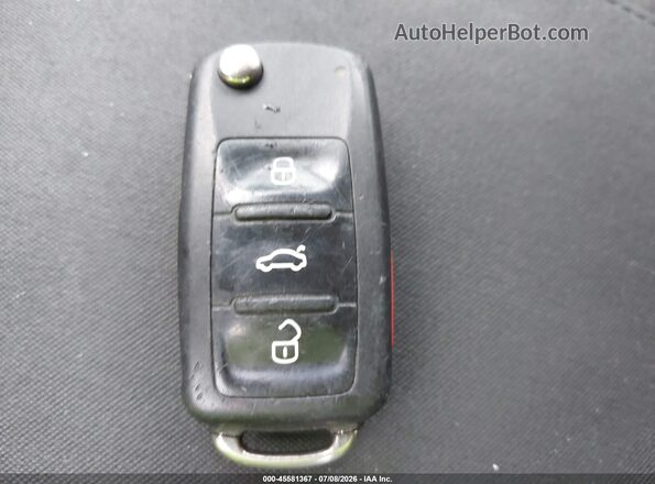 WVGAV7AX7HK044521 2017 VOLKSWAGEN TIGUAN Silver Vista del salpicadero