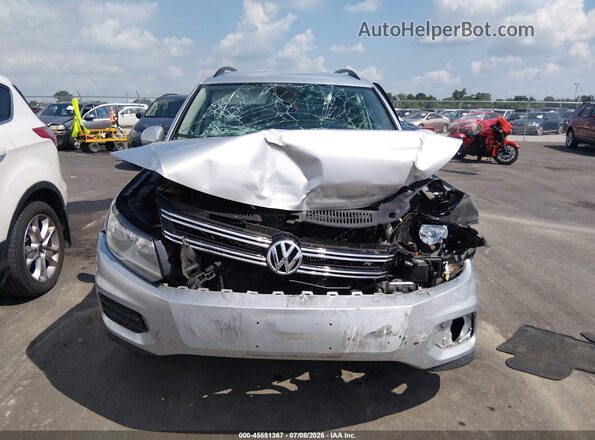 WVGAV7AX7HK044521 2017 VOLKSWAGEN TIGUAN Silver Vista del cuadro de instrumentos
