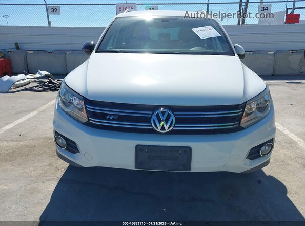 WVGAV7AX8GW039268 2016 VOLKSWAGEN TIGUAN White Вид задньої частини салону