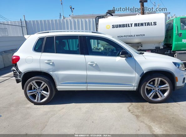 WVGAV7AX8GW039268 2016 VOLKSWAGEN TIGUAN White Панорамний вид салону 360°