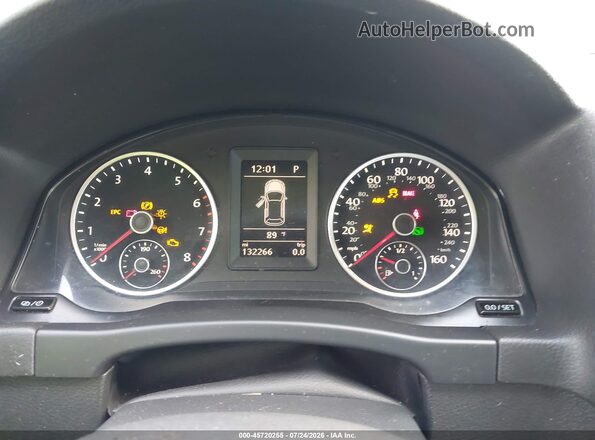 WVGAV7AX8GW589277 2016 VOLKSWAGEN TIGUAN Black Вид задніх сидінь