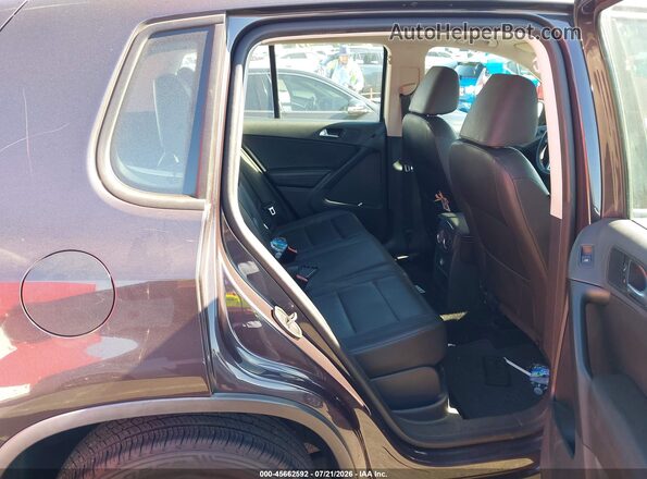 WVGAV7AX8GW608586 2016 VOLKSWAGEN TIGUAN Brown Vista de la etiqueta del VIN