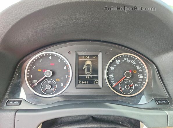 WVGAV7AX8HK037951 2017 VOLKSWAGEN TIGUAN Blue ხელსაწყოთა პანელის ხედი