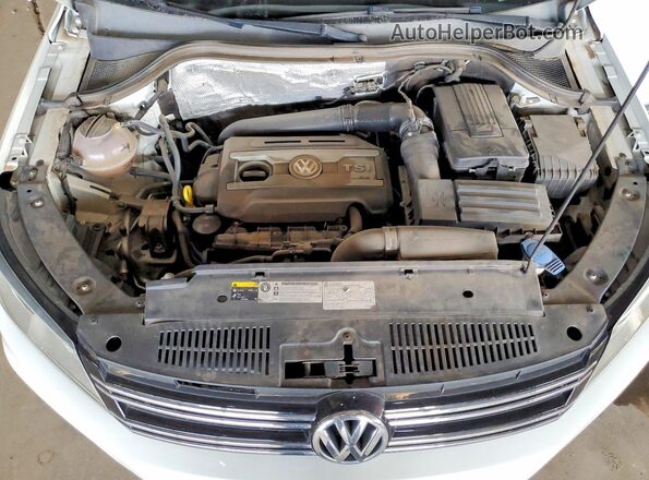 WVGAV7AX9GW580717 2016 VOLKSWAGEN TIGUAN White Vista interior trasera