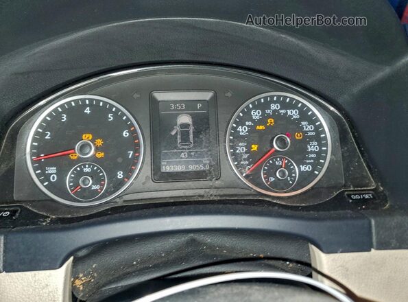 WVGAV7AX9HK022794 2017 VOLKSWAGEN TIGUAN White ხელსაწყოთა პანელის ხედი