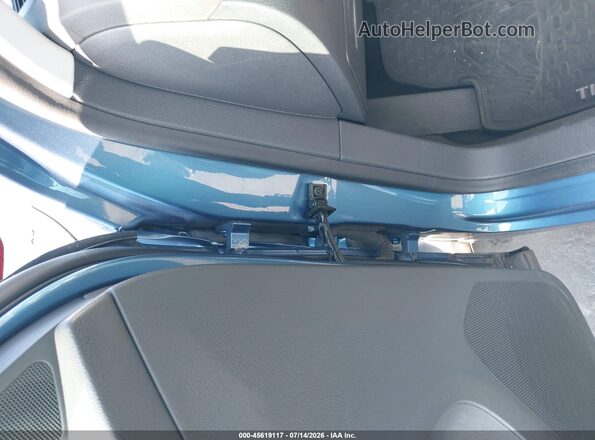 WVGAV7AX9HK042723 2017 VOLKSWAGEN TIGUAN Blue 