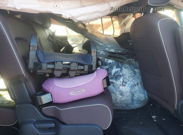 WVGAWVEB5SH017242 2025 VOLKSWAGEN ID Green Vista de los asientos traseros