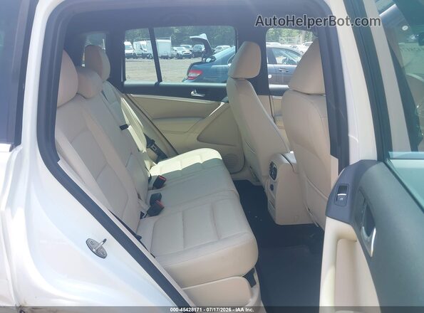 WVGBV7AX0GW094236 2016 VOLKSWAGEN TIGUAN White Вид наклейки з VIN-кодом