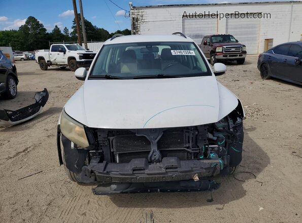 WVGBV7AX4HW511553 2017 VOLKSWAGEN TIGUAN White Widok z przodu