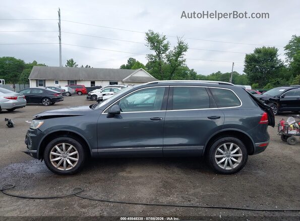 WVGEF9BP3GD004531 2016 VOLKSWAGEN TOUAREG Blue 360 interior view