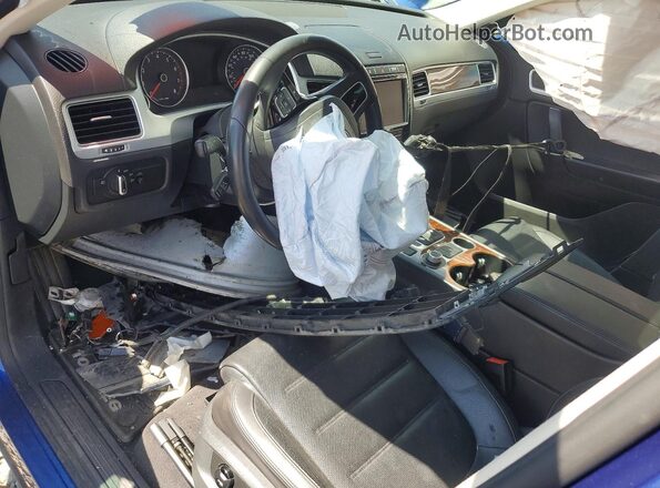WVGEF9BP4GD000729 2016 VOLKSWAGEN TOUAREG Blue Widok deski rozdzielczej